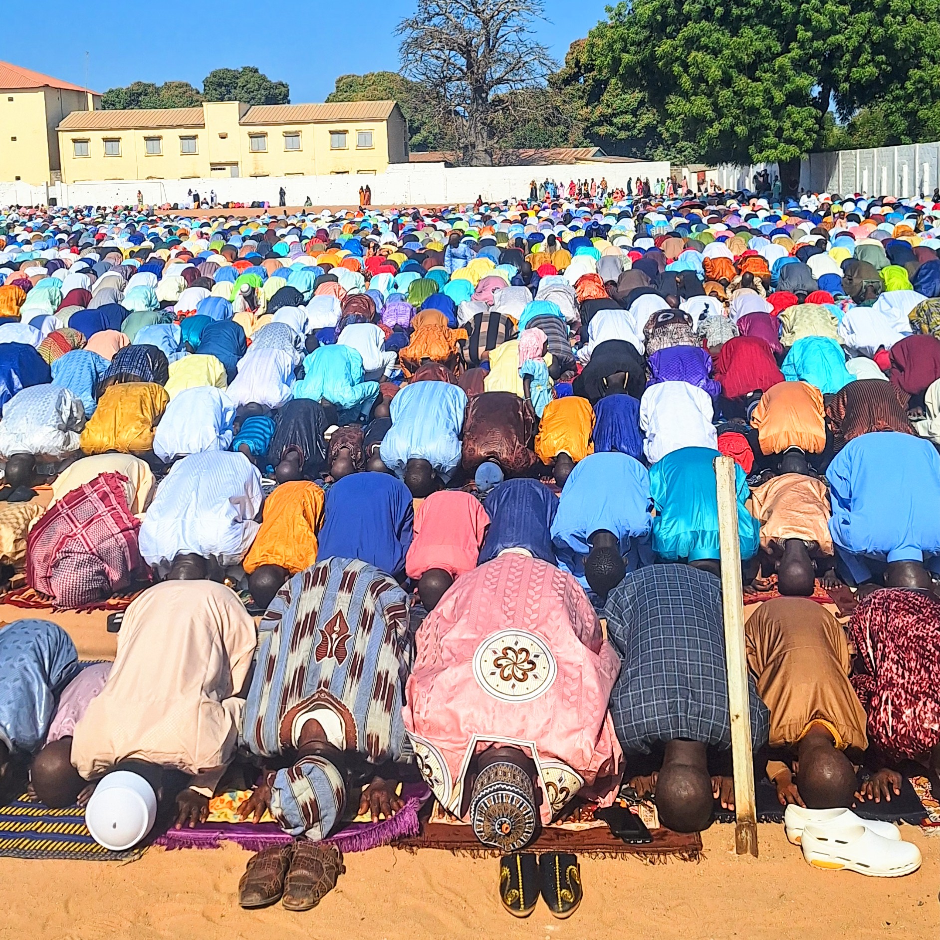 Id al-Fitr vieren in Gambia: een explosie van kleur, geloof en gastvrijheid — Discover Gambia