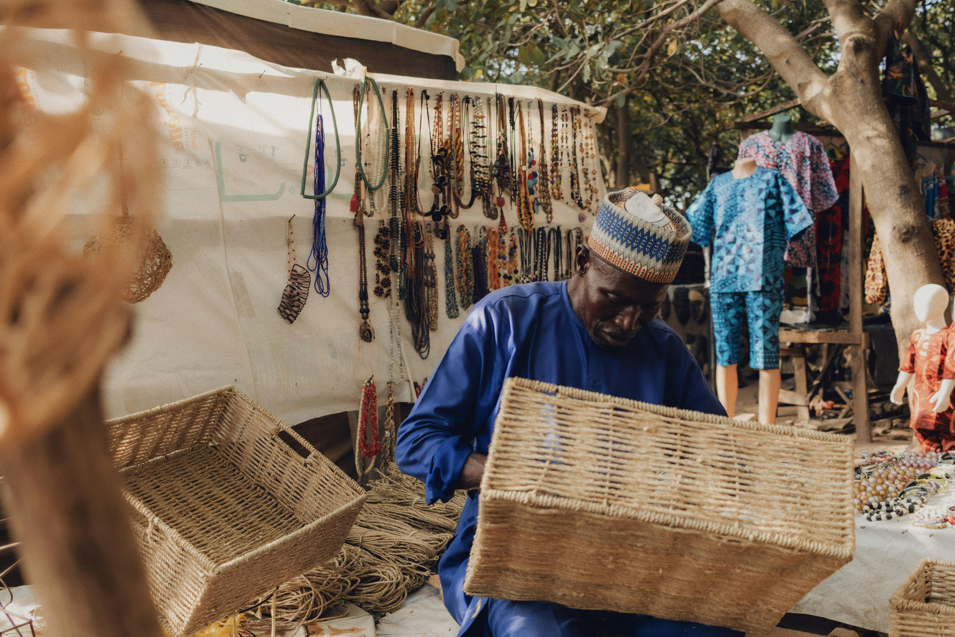 Shoppen op de markt: 7 unieke souvenirs uit Serekunda en Brikama — Santuraki, Pexels